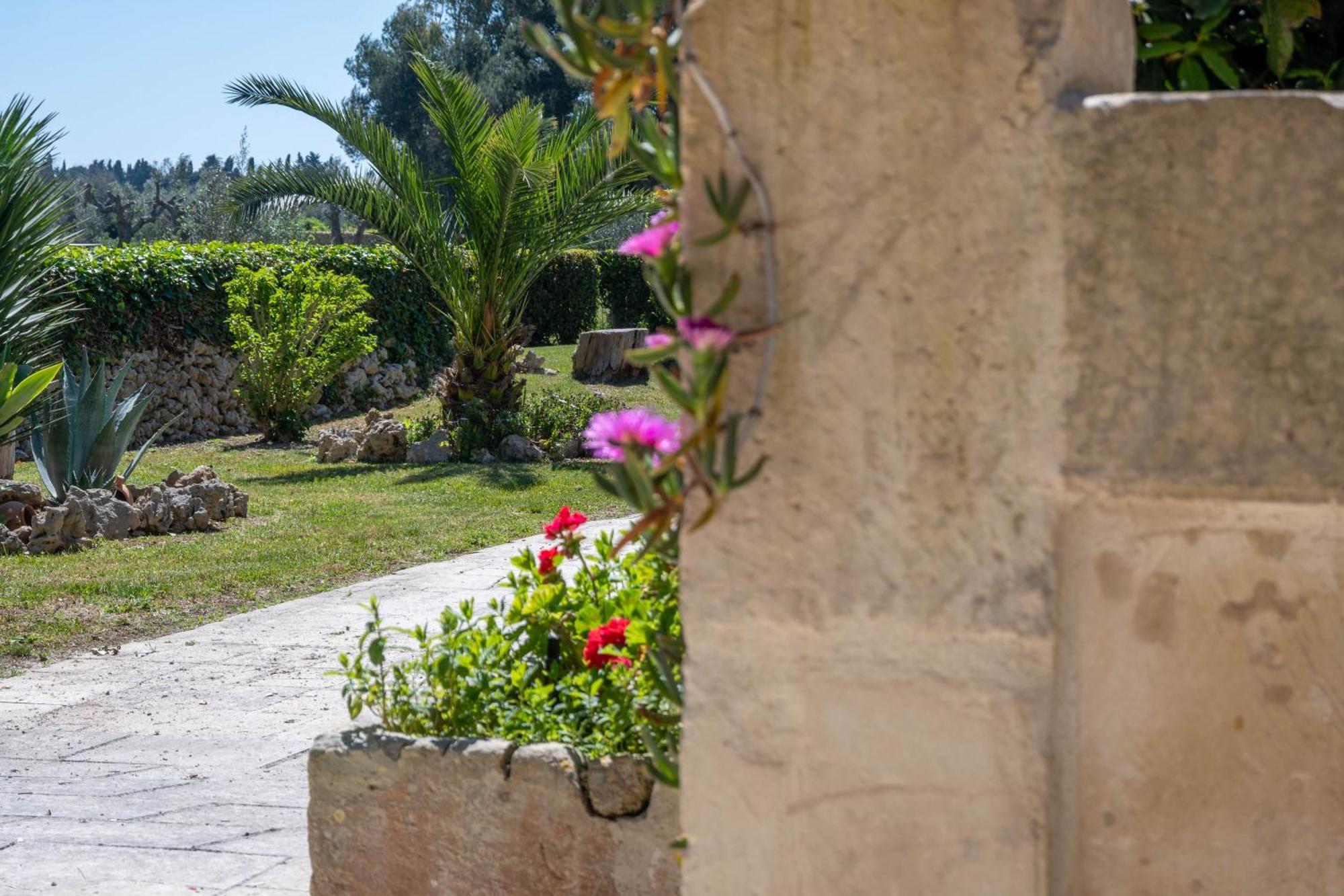 Agriturismo Masseria Del Bosco Makyva Borgagne Eksteriør bilde